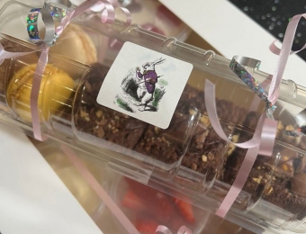 afternoon-tea-delivery-box-3